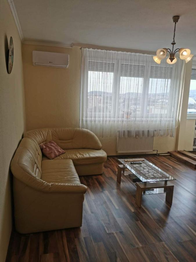 Vegas Zuglo Budapest Luaran gambar