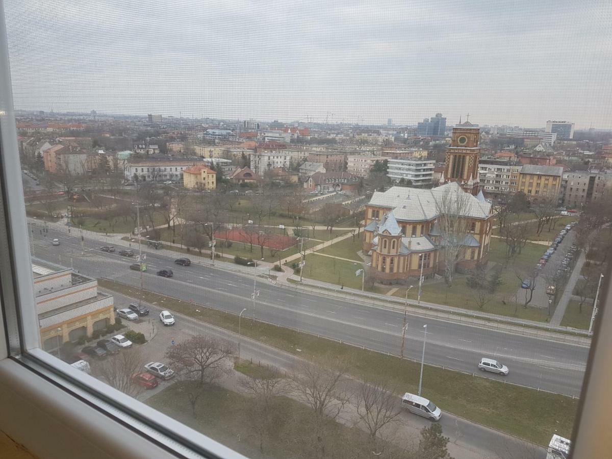 Vegas Zuglo Budapest Luaran gambar