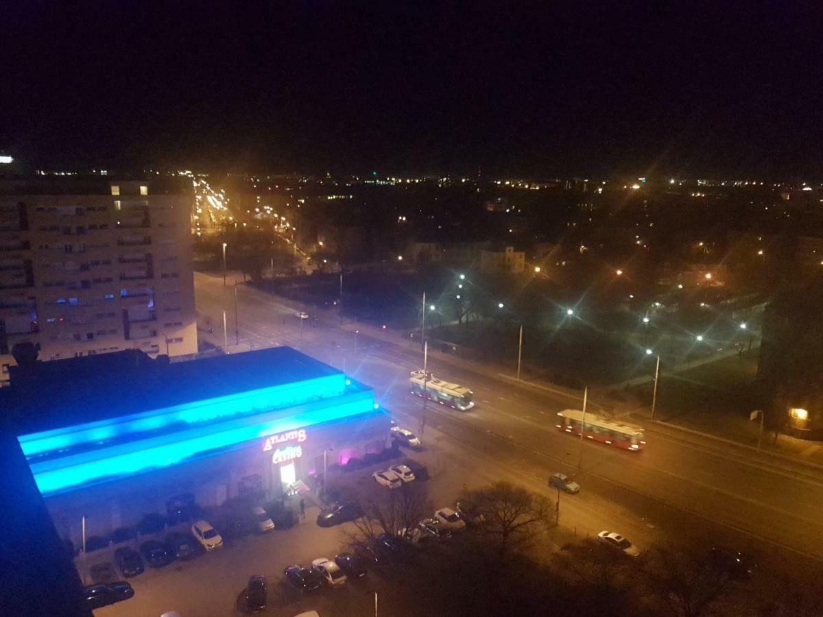 Vegas Zuglo Budapest Luaran gambar